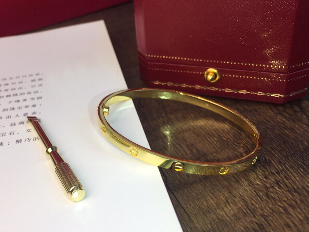 REPLICA CARTIER LOVE BRACELET ALL GOLD BRACELET